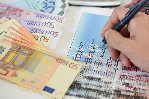 Lire la suite à propos de l’article Salaire Minimum en France : Tout ce que vous devez savoir sur le SMIC et les salaires des ouvriers
