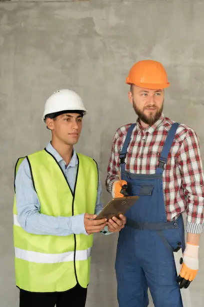 Lire la suite à propos de l’article Recruter des Ouvriers Qualifiés en Intérim depuis la Roumanie